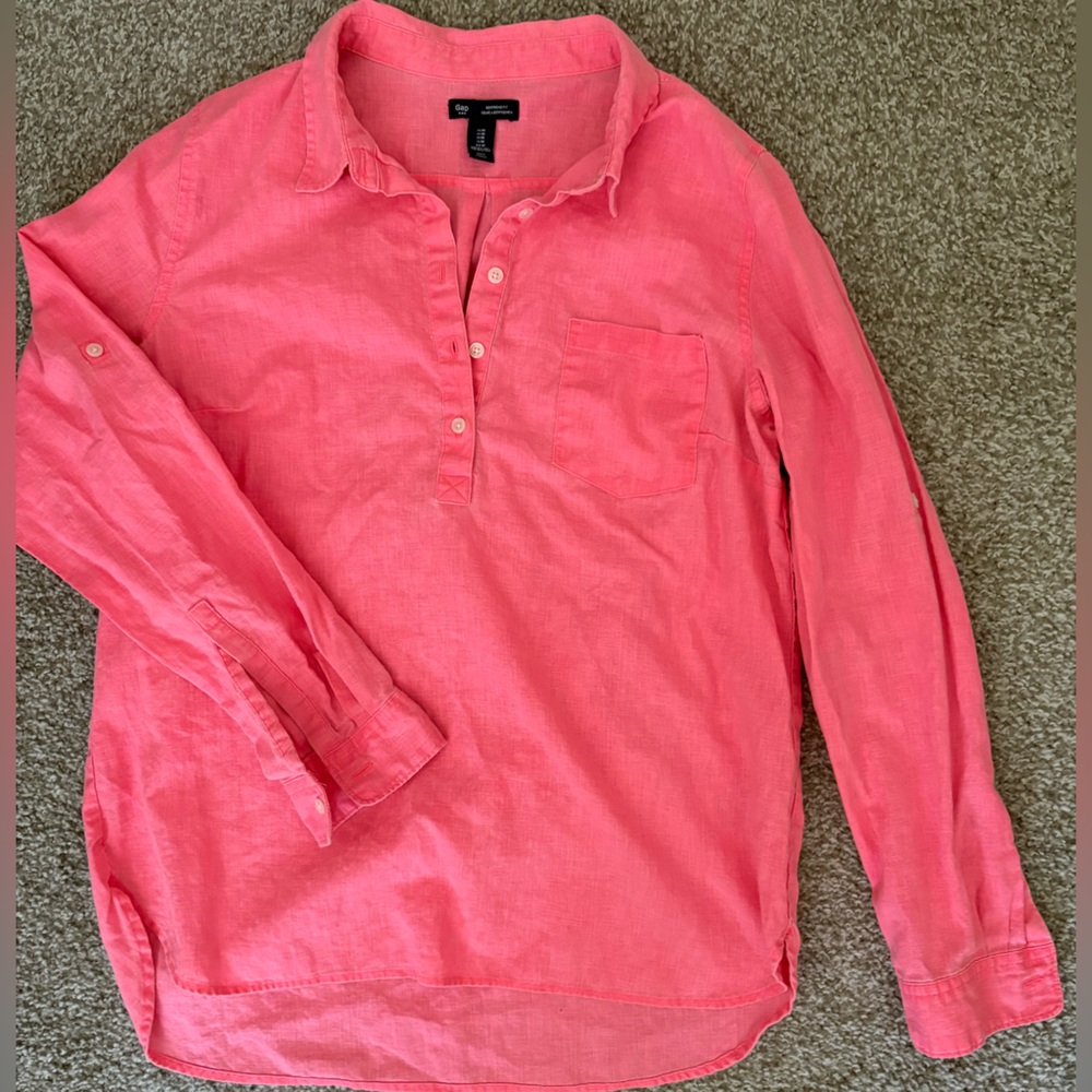 Gap Boyfriend Fit 1/4 button down